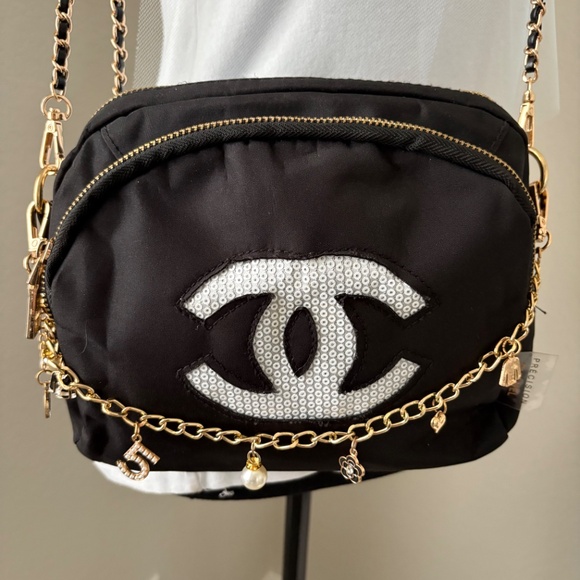New CHANEL CC Precision Make Up/Cosmetic Bag with Chain Double Zipper - Picture 2 of 9